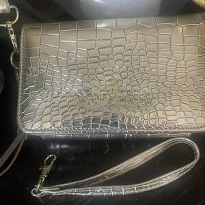 Simply Southern Silver Croc-Embossed Women's Bag